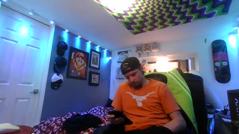 hungtxcock92 online show from September 30, 1:47 pm