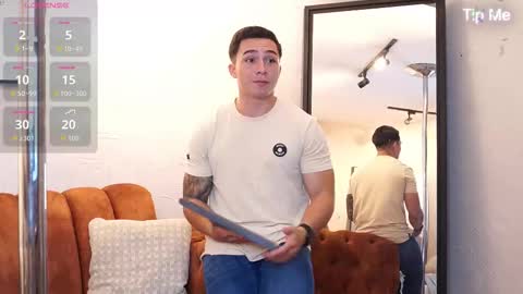 hunk_ryan online show from November 17, 10:24 pm