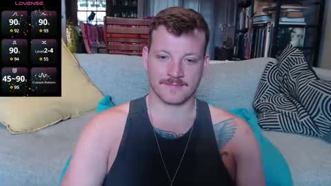 Snapshot of hunky_arthur chatting on December 27, 5:09 am Hunky  Arthur online show from December 27, 5:09 am