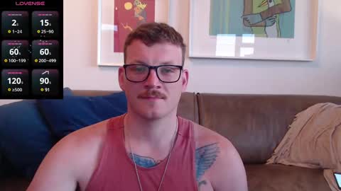 Snapshot of hunky_arthur chatting on December 19, 6:01 pm Hunky  Arthur online show from December 19, 6:01 pm