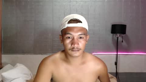 hunkylloyd online show from June 20, 3:00 am