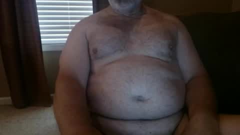 huntermark1 online show from April 12, 1:56 pm