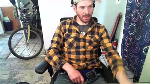 Hunter XX 420 online show from May 4, 12:51 pm