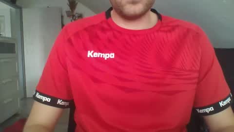 hunting_007 online show from April 27, 11:07 am