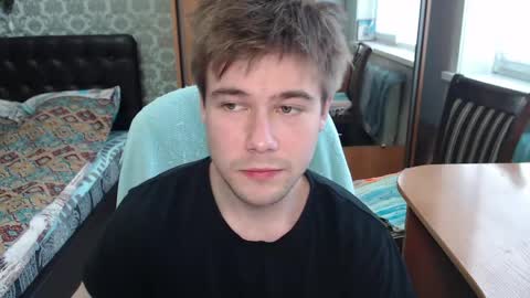 Tom online show from April 22, 9:14 am