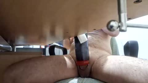 WatchMeCum online show from April 1, 7:00 pm