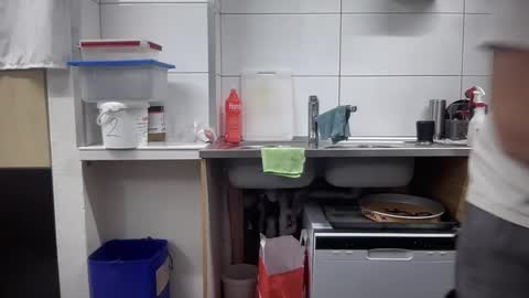 hybride8825 online show from November 27, 5:33 am