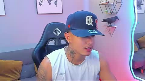Light online show from July 9, 2:38 am