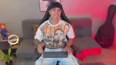 Light online show from June 23, 1:54 am
