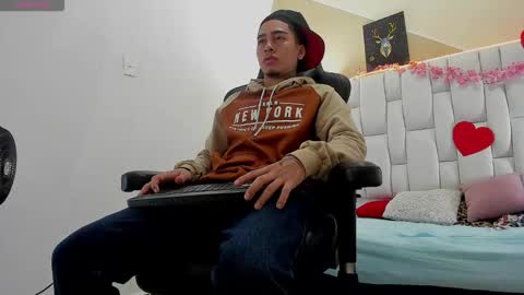 Daiker online show from February 19, 3:36 am