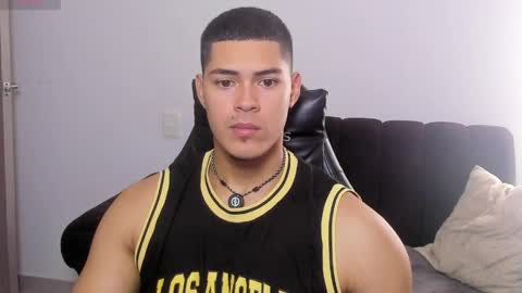 Dylan  independent model  online show from April 1, 2:14 pm