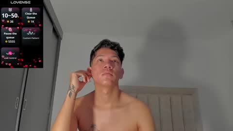 Juliiiiian online show from June 23, 11:03 am