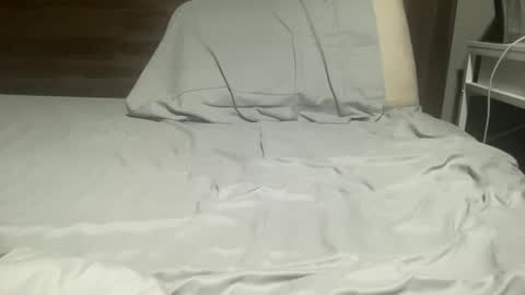 iamsuperhard9 online show from March 18, 4:59 am