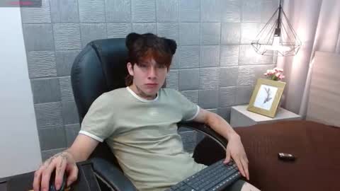 ian online show from September 22, 12:59 pm