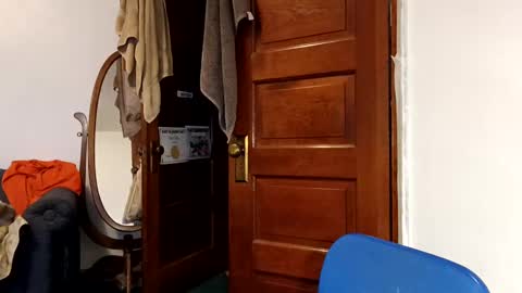 icyfucktoy online show from November 2, 3:44 am