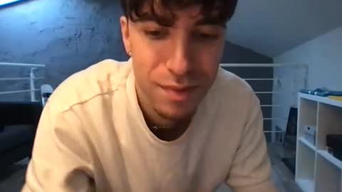 icyninesix online show from February 5, 7:07 am