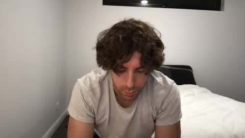icyninesix online show from June 3, 2:33 pm