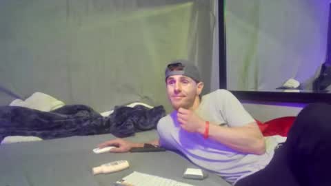 Amiri Roue online show from January 11, 1:53 pm