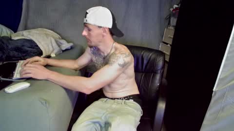 Amiri Roue online show from January 26, 6:28 am