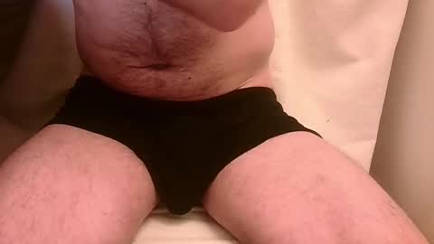 illubricat online show from December 31, 5:00 am