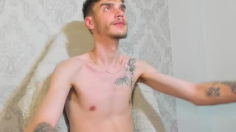 Snapshot of illusions888 chatting on September 10, 12:20 am D-Illusion online show from September 10, 12:20 am