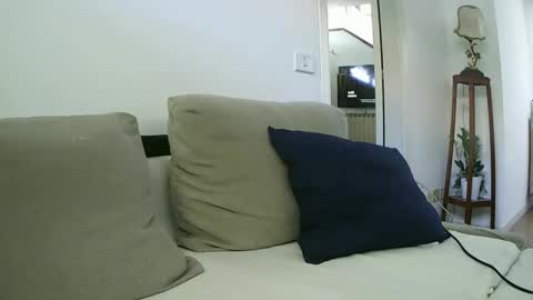 ilmangj90 online show from April 7, 8:58 am