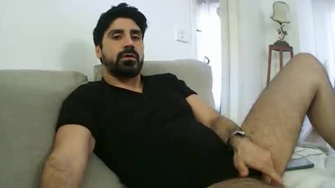 ilmangj90 online show from April 6, 8:04 am