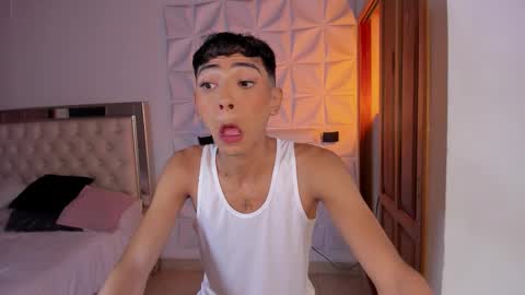 im_sebaslopez online show from December 18, 11:50 am