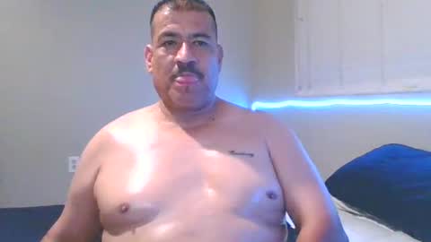 imbackmandosuknw online show from November 12, 8:53 am