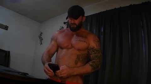 Majordadbod101 online show from December 11, 3:44 pm