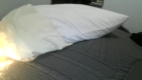 ShoDeezNuts online show from October 3, 1:32 am