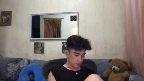 imyourbabyyyyy14 online show from May 3, 5:10 am