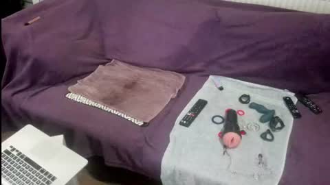 indian_exhibitionist online show from July 10, 12:03 am