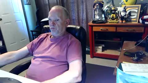 Papa online show from June 2, 8:21 pm