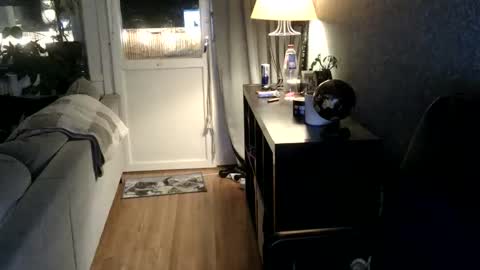 inkedsweed69 online show from April 9, 7:09 pm