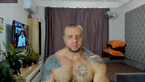 ironhulk22 online show from July 19, 11:27 am