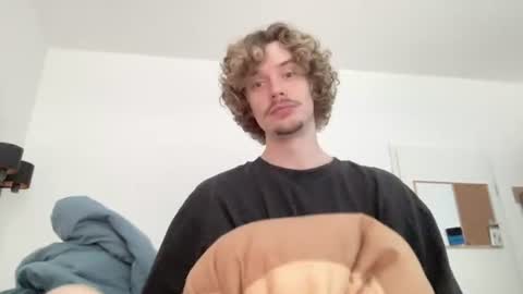 Sam online show from July 11, 4:42 pm
