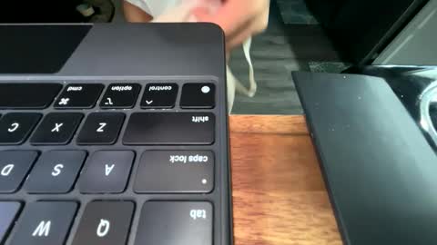 isaac_akamu online show from March 27, 3:00 am