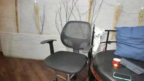 isaac_grimm online show from February 3, 6:22 am