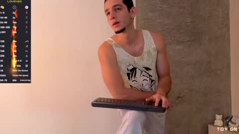 isaacblaze  online show from June 6, 7:03 am