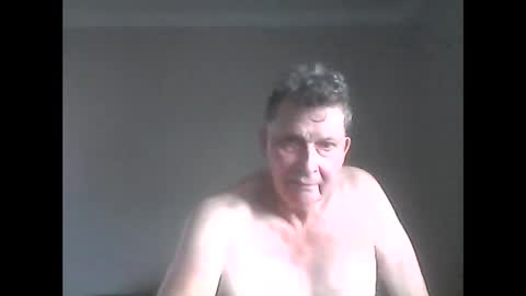 island625103 online show from January 29, 8:46 pm