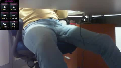 Alex online show from December 18, 4:03 pm