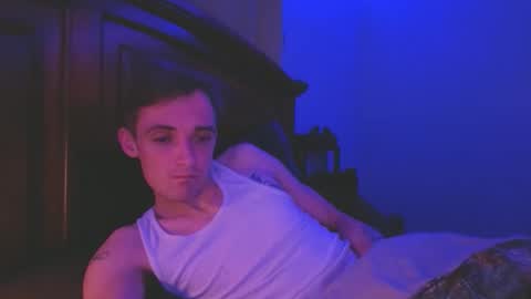 itzd123 online show from April 14, 10:15 am