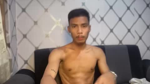 itzme_urboy online show from April 2, 4:10 am