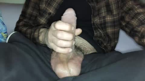 Snapshot of iuuuf2 chatting on January 9, 12:46 am Iuuuf2 or Samel online show from January 9, 12:46 am