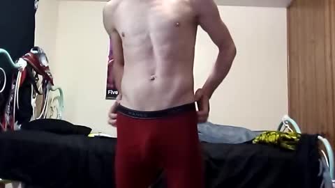 iyzyoatnzmlz online show from February 15, 9:45 pm