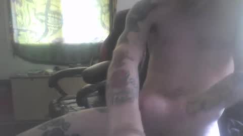 Snapshot of j3rkz chatting on January 12, 4:52 am J3RKZ online show from January 12, 4:52 am