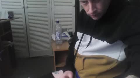 Snapshot of j3rkz chatting on January 20, 3:28 pm J3RKZ online show from January 20, 3:28 pm
