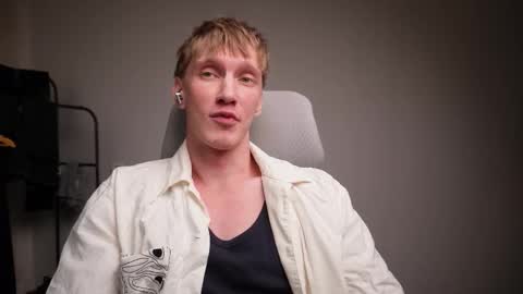 Danny online show from February 4, 9:32 pm