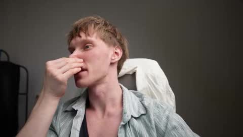 Danny online show from March 2, 5:08 am